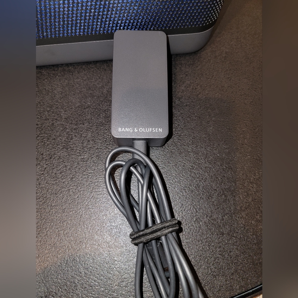 Bang & Olufsen Beolit 20 AMAZING SOUND - Picture 6 of 8